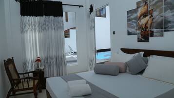 5 habitaciones, escritorio, tabla de planchar con plancha y wifi gratis