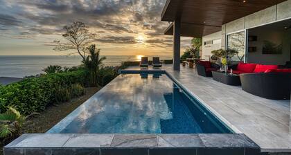 HR3 Design Oceanview and Jungle villa, FREE airport shuttle - Concierge