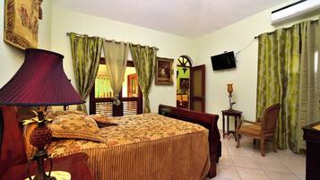 3 habitaciones, tabla de planchar con plancha y wifi gratis