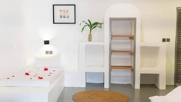 3 chambres, coffres-forts dans les chambres, fer et planche Ă repasser