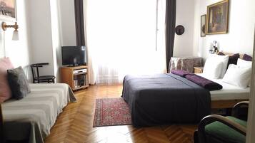 1 bedroom, iron/ironing board, free WiFi, bed sheets