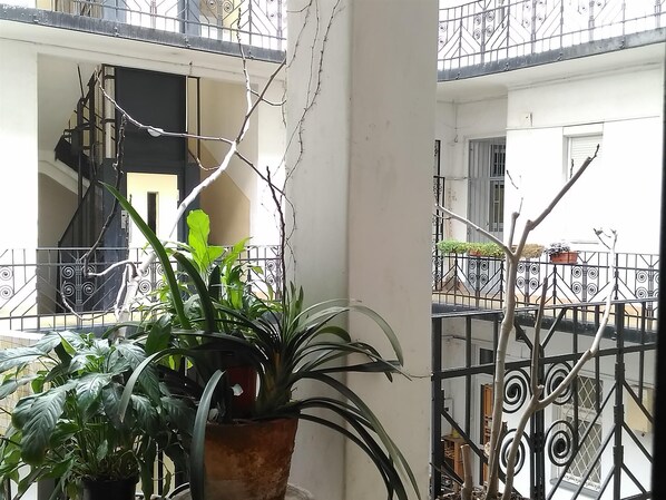 Exterior detail - Apartment next Danube river 5 min walk to Parliament , AC , personal welcome (Budapest)