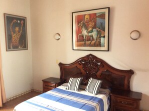 3 dormitorios, wifi gratis, ropa de cama y accesible en silla de ruedas