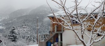 Home away from home. (Bhandari Homestay) Be a part of our Kinnauri culture.