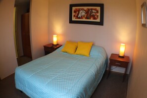 4 Schlafzimmer, Bügeleisen/Bügelbrett, Internetzugang, Bettwäsche