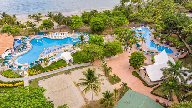 Pool - Luxury Waterfront Apartment (Jaco)