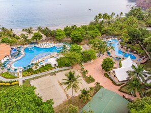 Pool - Luxury Waterfront Apartment (Jaco)
