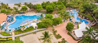 Luxury Waterfront Apartment