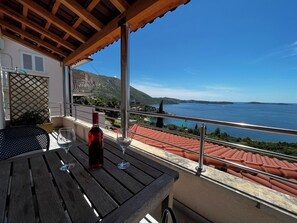 Property grounds - Apartment VITA in Soline near the city of Dubrovnik with a beautiful view (Plat)