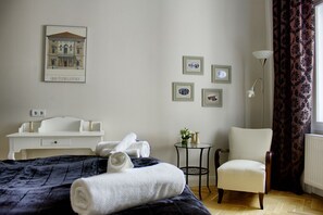 Spa - Deluxe 4BR with super Wifi (Budapest)