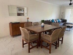 Dining - Greate apartment at Nuevo Vallarta (Las Jarretaderas)