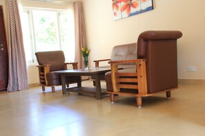 Fireplace - Duplex Two Bedroom Apartment - Vismay @ Two Seas Residence (Ooty)