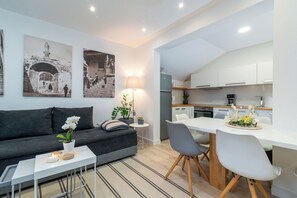 Interior - Deluxe 4* Apartment Giovanni with heated pool (Trogir)