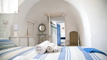 4 Schlafzimmer, Bügeleisen/Bügelbrett, kostenloses WLAN, Bettwäsche