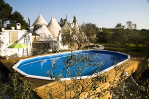 Outdoor pool - Authentic Trullo with swimming pool in Itria Valley Apulia (Martina Franca)