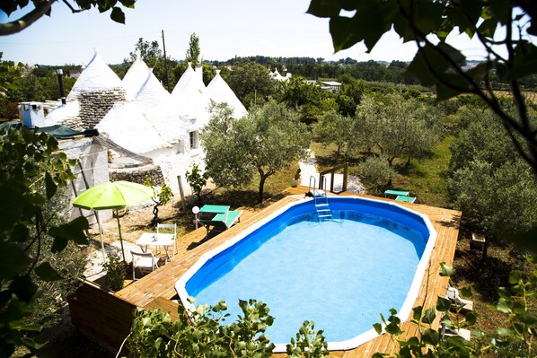 Outdoor pool - Authentic Trullo with swimming pool in Itria Valley Apulia (Martina Franca)