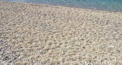 Viehättävä lomahuoneisto "Dolce Vita" vain 100 m päässä merestä