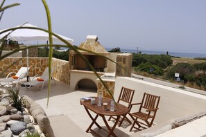 Outdoor dining -  Seaside  Family house, next to  pools.(Bayview B11) (Lasithi)