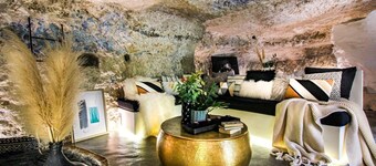 Cave Villa GROTTA (Lomas de Ruvira cave hotel)