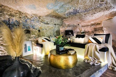 Cave Villa GROTTA (Hotel cueva Lomas de Ruvira)