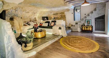 Cave Villa GROTTA (Cave Hotel Lomas de Ruvira)