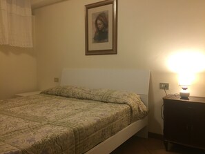 2 camere, ferro/asse da stiro, Wi-Fi, lenzuola