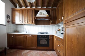 Refrigerador, horno, placa de cocina, lavavajillas