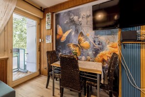 Dining - BUDGET Split City Apartment with 3 Bedrooms, A/C and WI-FI Internet (Split)