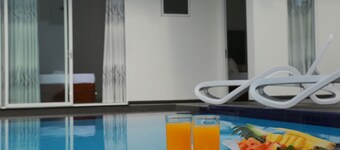 FIVE BEDROOM DELUXE VILLA WITH PRIVATE SWIMMING POOL