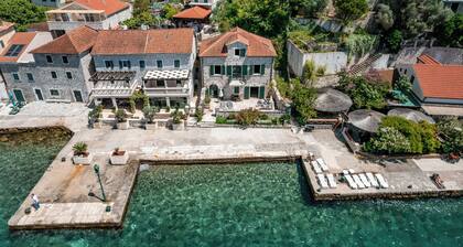 STARA POSTA - villa contemporaine magique et relaxant Ă la mer