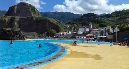 Vivenda Linda Vista 1 Vues magnifiques sur la mer et la montagne Ă Porto da Cruz