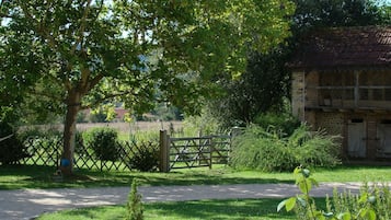 Enceinte de lâhĂ©bergement