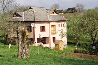 Encantadora casa de vacaciones en Maramures, NW Transylvania 2h Drive desde el aeropuerto de Cluj