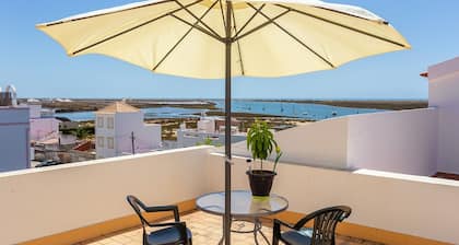 Charming Santa Luzia Flat near Terra Estreita Beach