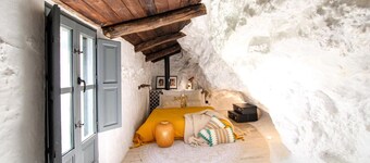 Cave Suite OGOF (Cave Hotel Lomas de Ruvira)