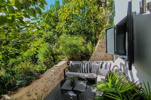 Terrace/patio - Cave Suite OGOF (Cave Hotel Lomas de Ruvira) (Jorquera)
