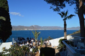 Servei de restauració a l'aire lliure