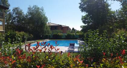 Lomahuoneisto Sirmione Borgo Rosa. Wi-Fi.