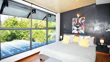 3 bedrooms, in-room safe, desk, iron/ironing board