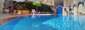 Udendørs pool
