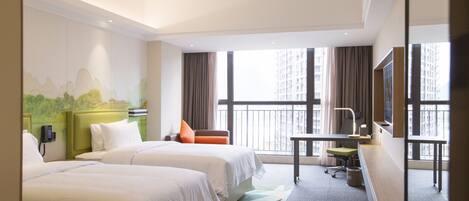 Deluxe Twin Room | Desk, blackout drapes, free WiFi