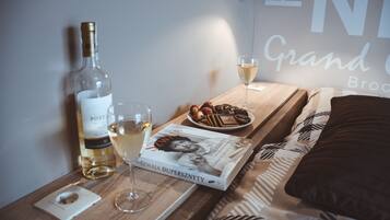 2 makuuhuonetta, silitysrauta/-lauta, vauvan matkasänky, Wi-Fi