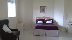 3 soverom, strykejern/-brett, wi-fi og sengetøy