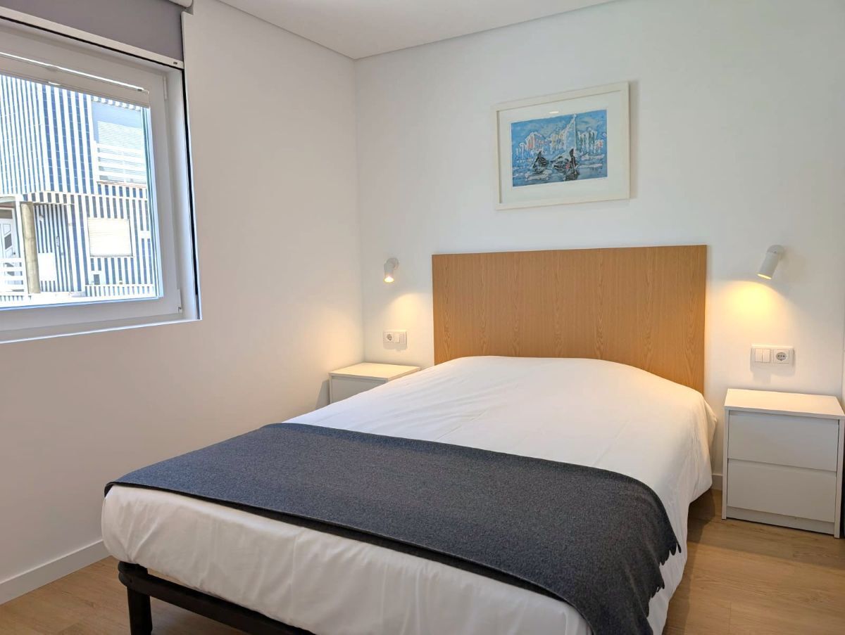 3 habitaciones, tabla de planchar con plancha y wifi gratis 