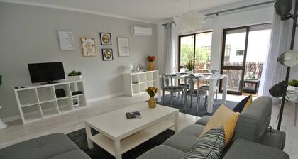 Atemberaubende 2 Schlafzimmer 2 Balkon Haus, in der Nähe des Golfplatzes und der Strand in Cascais