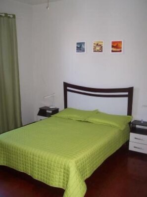 3 habitaciones, tabla de planchar con plancha y wifi gratis