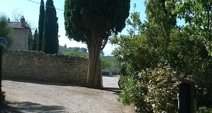 Assisi - Casetta Orsola immersed in the green hills. Special prices