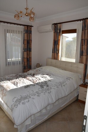 4 bedrooms, iron/ironing board, free WiFi, bed sheets - Beautiful Villa with Salt System Private Pool & Garden in Center of Dalyan !!! (Dalyan)