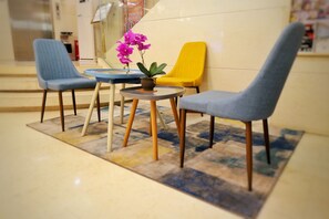 บริเวณนั่งเล่นที่ล็อบบี้