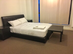 2 多间卧室、熨斗/熨衣板、WiFi、床单